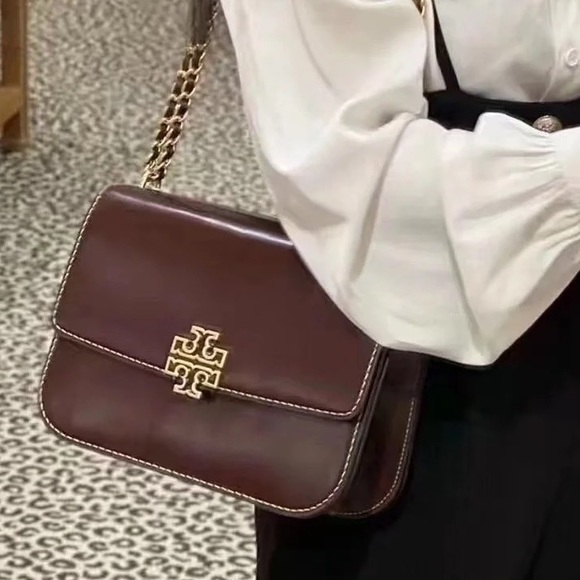 🔥NeW! Tory Burch Britten Smooth Medium Adjustable Shoulder Bag - Picture 8 of 17